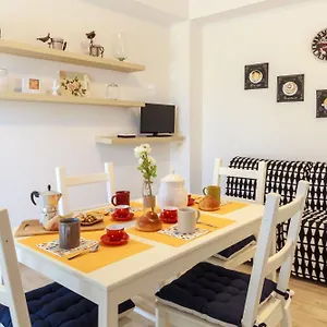 https://lumia-e-zagara.taorminaitalyhotels.com
